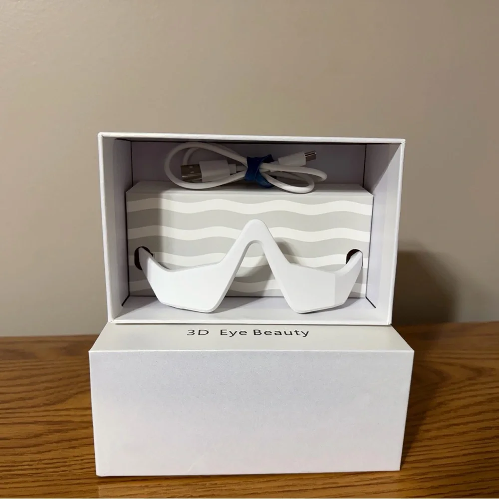 White Wearable Glasses
